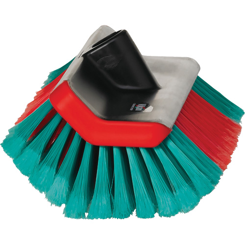 Brosse &agrave; alimentation en eau pour nettoyage des parties hautes et basses des v&eacute;hicules de la s&eacute;rie Transport Planification Entrepots Molloy