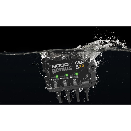 Chargeur de batterie embarqu&eacute; &agrave; 3 sorties de 15 amp&egrave;res Gen5X3 Genius Planification Entrepots Molloy