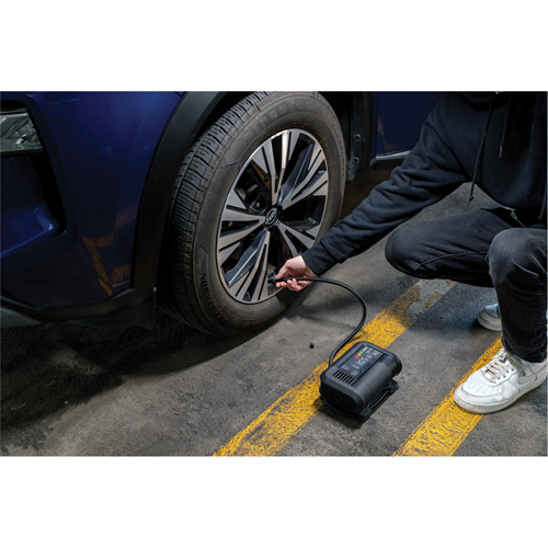 2000A Boost Air Jump Starter & 100 PSI Air Compressor Planification Entrepots Molloy