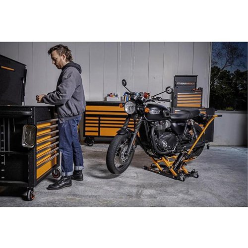Cric pour VTT et motos, 0,75 tonnes Capacit&eacute;, 4-2/3" Abaiss&eacute;e, 14-1/2" &eacute;lev&eacute;e, Hydraulique &agrave; main Planification Entrepots Molloy