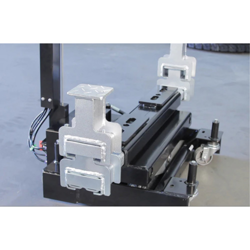 Cric de levage dextr&eacute;mit&eacute; par pare-chocs, Capacit&eacute; de 12 tonne(s), 8" - 15-3/4" h Planification Entrepots Molloy