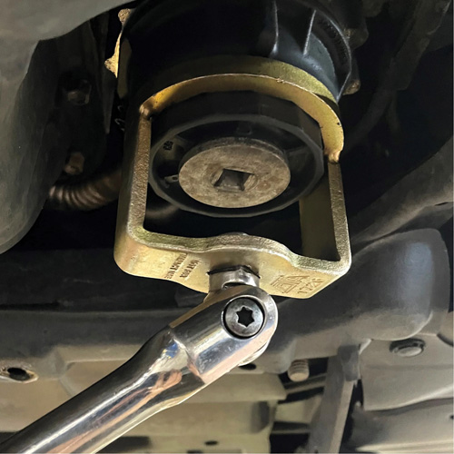 Cl&eacute; pour filtre &agrave; huile Toyota – 4, 6 et 8 cylindres Planification Entrepots Molloy