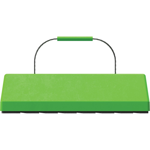 Cale de roue pour avion Checkers Safety SafeRay avec poign&eacute;e &agrave; c&acirc;ble & patin en caoutchouc, Ur&eacute;thane, Vert fluorescent, 24" la x 8" p x 6" h Planification Entrepots Molloy