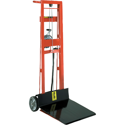 Empileur &agrave; plateforme, M&eacute;canisme Treuil manuel, Capacit&eacute; de 750 lb, Levage max de 40" Planification Entrepots Molloy