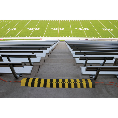 Syst&egrave;me de protection de c&acirc;bles Ultra-Sidewinder - moyen , 33" x 9,75" x 1,38", 13500 lb (6,75 tons) Planification Entrepots Molloy