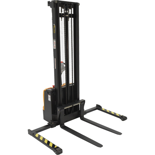 Gerbeur &agrave; m&acirc;t double, Fonctionnement &eacute;lectrique, Capacit&eacute; 2200 lb, Lev&eacute;e max 150" Planification Entrepots Molloy