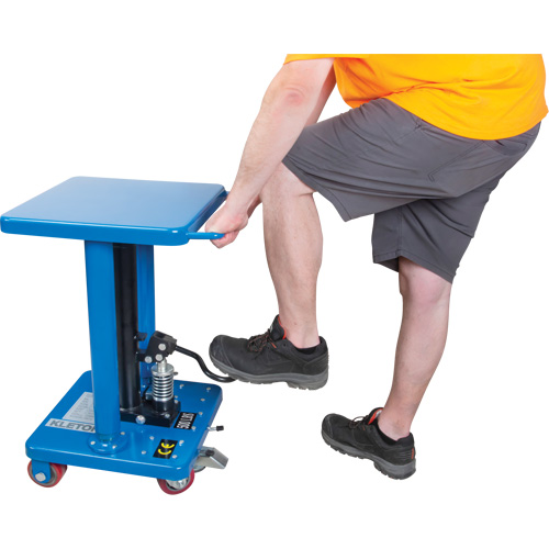 Hydraulic Work Table, 18" L x 18" W, Steel, 500 lbs. Capacity Planification Entrepots Molloy