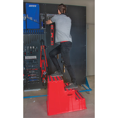 Escabeau industriel, 3 marches, 34-13/16" x 22-7/16" x Hauteur 28-1/2" Planification Entrepots Molloy