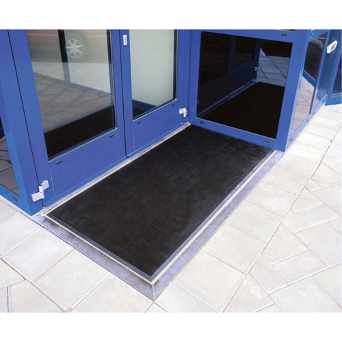 Gritstop Fingermat Matting, Rubber, Scraper Type, Textured Pattern, 2-2/3" x 3-3/4", Black Planification Entrepots Molloy