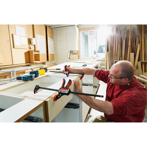 Serre-joint &agrave; une main EZ, 12" (305 mm) Planification Entrepots Molloy