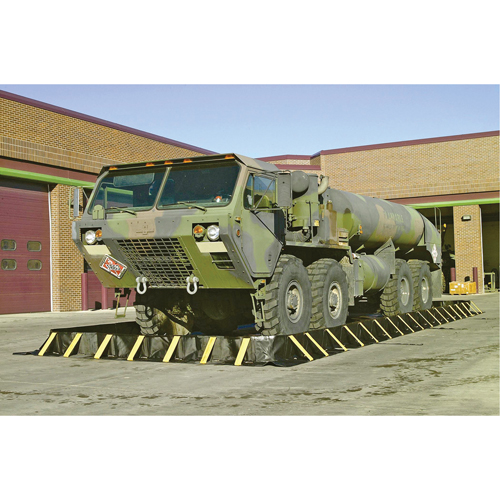 Berme repliable Stinger, Capacit&eacute; 3231 gal. US, 36' la x 12' lo x 12" h, Support &agrave; encliqueter Planification Entrepots Molloy