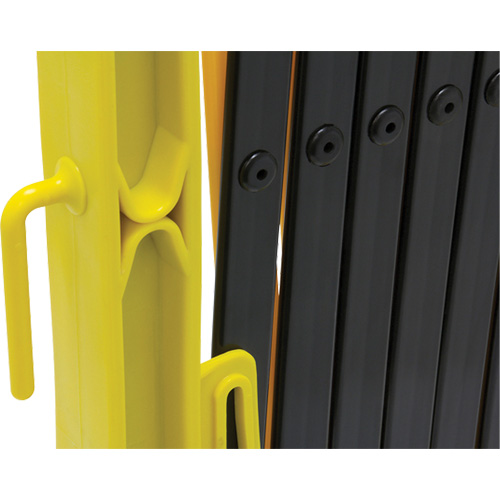Xpandit Barricade, 36" H x 11.5' L, Black/Yellow Planification Entrepots Molloy