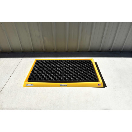 Ultra-Containment Tray&reg;, 54" L x 29.8" W x 3.5" H, 14 US gal. Spill Capacity Planification Entrepots Molloy