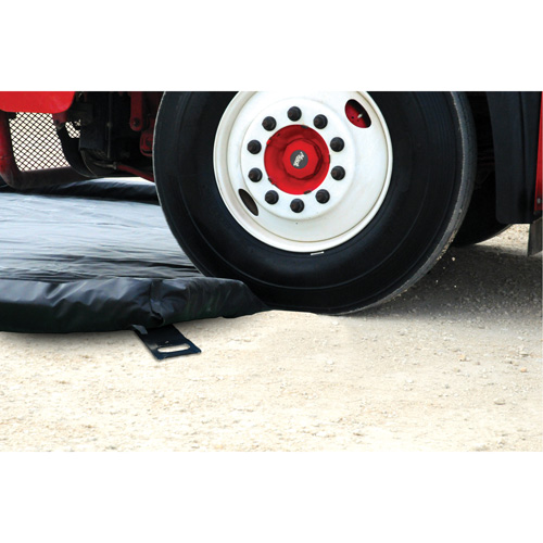 Berme Ultra-Containment Berms, Capacit&eacute; 1496 gal. US, 12' la x 50' lo x 4" h, Paroi en mousse Planification Entrepots Molloy