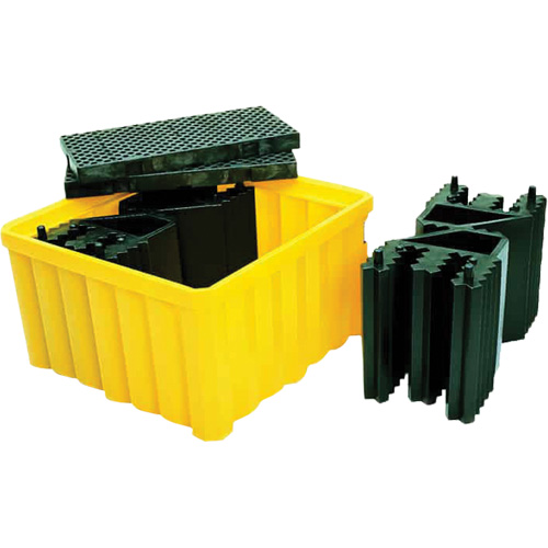 Palette antid&eacute;versement avec drain Ultra-IBC Spill Pallet , Capacit&eacute; de d&eacute;versement 400 gal. US, 58,75" x 58,75" x 33" Planification Entrepots Molloy