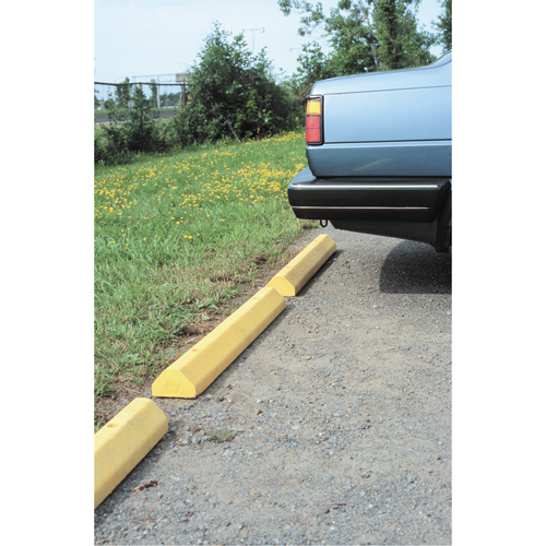 Car Stops, Plastic, 6' L, Yellow Planification Entrepots Molloy