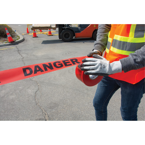 "Danger" Barricade Tape, Bilingual, 3" W x 1000' L, 1.5 mils, Black on Red Planification Entrepots Molloy