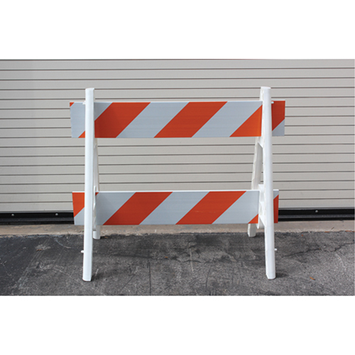 Barricades, En A, 28,6" lo x 40" h, Orange/Blanc Planification Entrepots Molloy