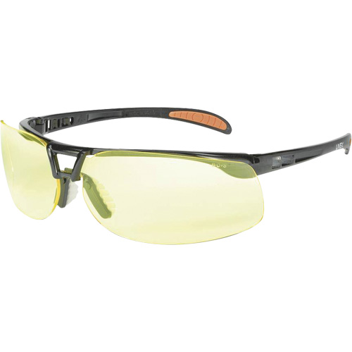 Prot&eacute;g&eacute; Safety Glasses with HydroShield Lenses, Amber Lens, Anti-Fog/Anti-Scratch, ANSI Z87+ Planification Entrepots Molloy