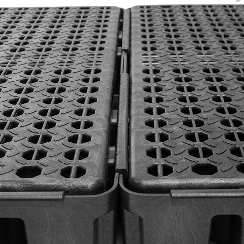 Black Diamond Low Profile Spill Pallet, 76.5 US gal. Spill Capacity, 72" x 49" x 6.5" Planification Entrepots Molloy