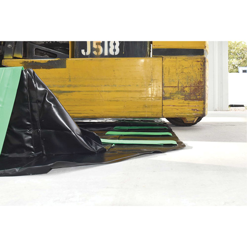 Berme Compact Ultra-Containment Berm, Capacit&eacute; 7046 gal. US, 15' la x 66' lo x 12" h, Support &agrave; charni&egrave;re Planification Entrepots Molloy