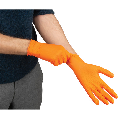 Heavyweight Tactile Grip Examination Gloves, Small, Nitrile, 8-mil, Powder-Free, Orange Planification Entrepots Molloy