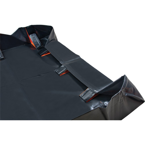 IBX Wall Pop-Up Berm, 1077 US gal. Capacity, 12' W x 12' L x 12" H, Snap-Up Bracket Planification Entrepots Molloy