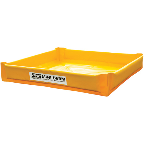 Berme de confinement compacte Mini-Berm en PVC jaune, Capacit&eacute; 34 gal. US, 3' la x 3' lo x 6" h Planification Entrepots Molloy