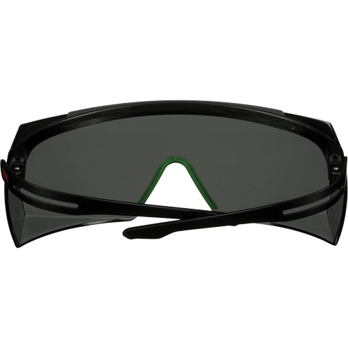 Lunettes de s&eacute;curit&eacute; SecureFit s&eacute;rie 3700 SF3730AS-BLK, Lentille Gris/IR 3.0, Anti-&eacute;gratignures, ANSI Z87+/R&eacute;pond ou surpasse la norme CSA Z94.3 Planification Entrepots Molloy
