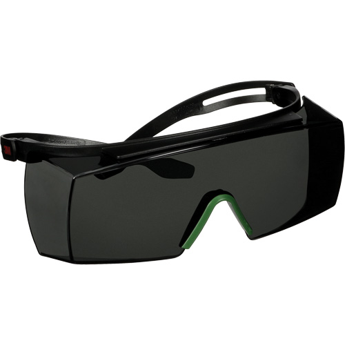Lunettes de s&eacute;curit&eacute; SecureFit s&eacute;rie 3700 SF3730AS-BLK, Lentille Gris/IR 3.0, Anti-&eacute;gratignures, ANSI Z87+/R&eacute;pond ou surpasse la norme CSA Z94.3 Planification Entrepots Molloy