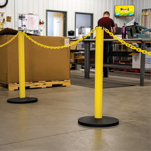 Industrial Stanchion Kit with Plastic Chain, 37" High, Black Planification Entrepots Molloy