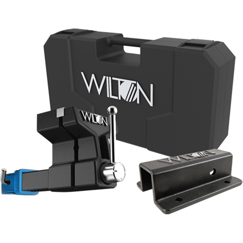 All-Terrain Vise  - Hitch Mountable Planification Entrepots Molloy