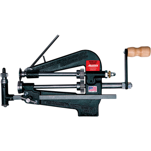 M3 Rotary-Style Gasket Cutter, 22" Cut Diameter, 1/4" Cut Depth Planification Entrepots Molloy