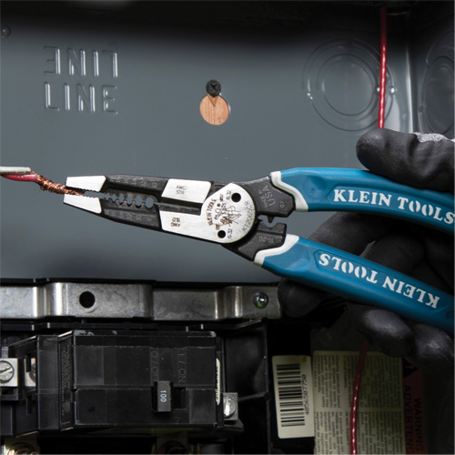 Outil polyvalent Klein-Kurve pour d&eacute;nuder, couper et sertir les fils, 8-1/4" lo, 8 - 20 AWG Planification Entrepots Molloy