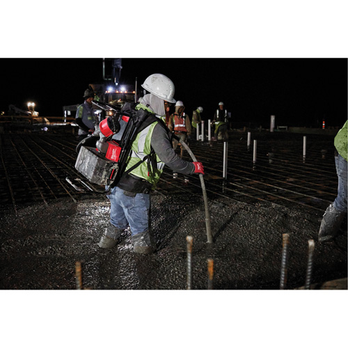 Ensemble vibrateur &agrave; b&eacute;ton &agrave; dos MX Fuel Planification Entrepots Molloy