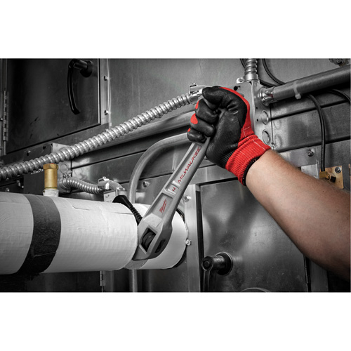 Cl&eacute; &agrave; tuyau coud&eacute;e en aluminium, Cap des m&acirc;choires 2", Longueur 14", Fini Rev&ecirc;tement en poudre, Prise Ergonomique Planification Entrepots Molloy