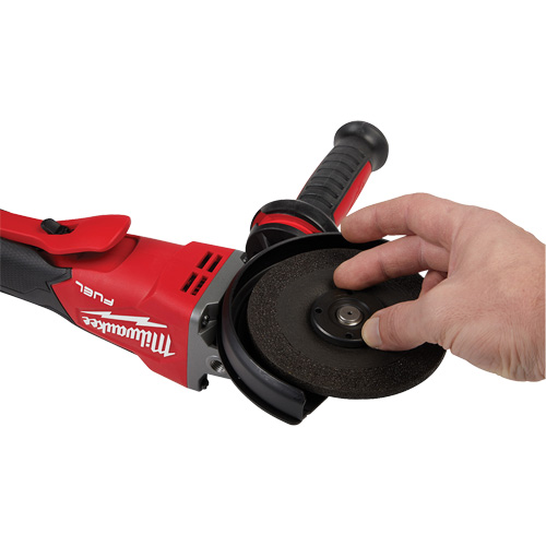 Meuleuse &agrave; frein sans blocage avec interrupteur &agrave; palette plate M18 Fuel, 18 V, Mandrin 5", Lithium-ion Planification Entrepots Molloy