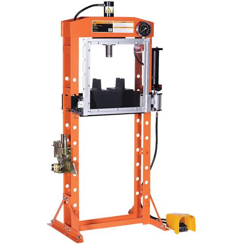 Presse datelier &agrave; usage tr&egrave;s intensif, Capacit&eacute; 20 tonne(s) Planification Entrepots Molloy