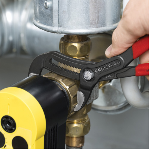 Cobra&reg; Water Pump Pliers, 10" Planification Entrepots Molloy