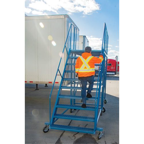 &eacute;chelle &agrave; neige, Acier, 10 Marches, 99" ha, 85-1/2" p, 48" Marche, Stri&eacute; Planification Entrepots Molloy