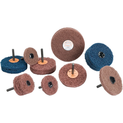 Meule Buff & Blend Standard Abrasives, 3" dia. x 1/4" la, Arbre 1/4", Oxyde d'aluminium Planification Entrepots Molloy
