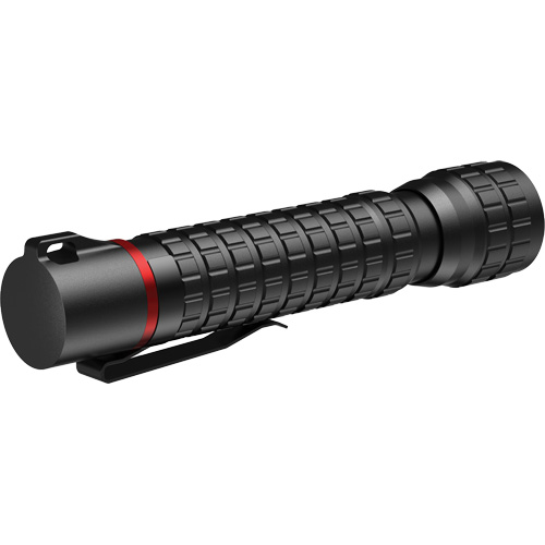 G40R Waterproof Flashlight with Twist Focus, LED, 650 Lumens, Rechargeable Batteries Planification Entrepots Molloy