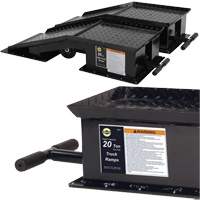 Heavy-Duty Truck Ramps with Long T-Handle, 40000 lbs. Capacity, 45" L, 13-1/2" W, 9-19/50" H Planification Entrepots Molloy