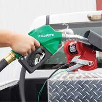 Green Automatic Diesel Spout Nozzle Planification Entrepots Molloy