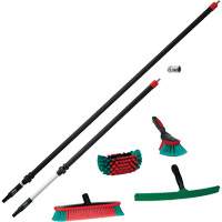 Ensemble d'outils de la s&eacute;rie Transport pour le nettoyage de l'ext&eacute;rieur de camion gros porteur Planification Entrepots Molloy