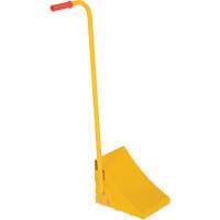 Ergo Handle Wheel Chock, Steel, Yellow, 8" W x 10-3/4" D x 9-1/8" H Planification Entrepots Molloy