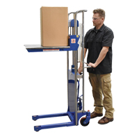 Gerbeur Hefti-Lift, M&eacute;canisme Pompe au pied, Capacit&eacute; de 880 lb, Levage max de 59" Planification Entrepots Molloy