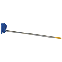Fl&egrave;che de chariot &eacute;l&eacute;vateur pour tapis, 108-1/2" longueur, Install&eacute; sur tablier, Capacit&eacute; de 2500 lb Planification Entrepots Molloy
