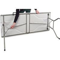 Table se pliant en deux, Rectangulaire, 72" l x 30" la, Poly&eacute;thyl&egrave;ne, Blanc Planification Entrepots Molloy