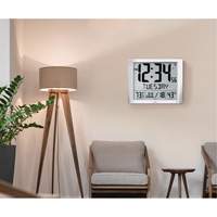 Super Jumbo Self-Setting Wall Clock, Digital, Battery Operated, Silver OR491 | Planification Entrepots Molloy